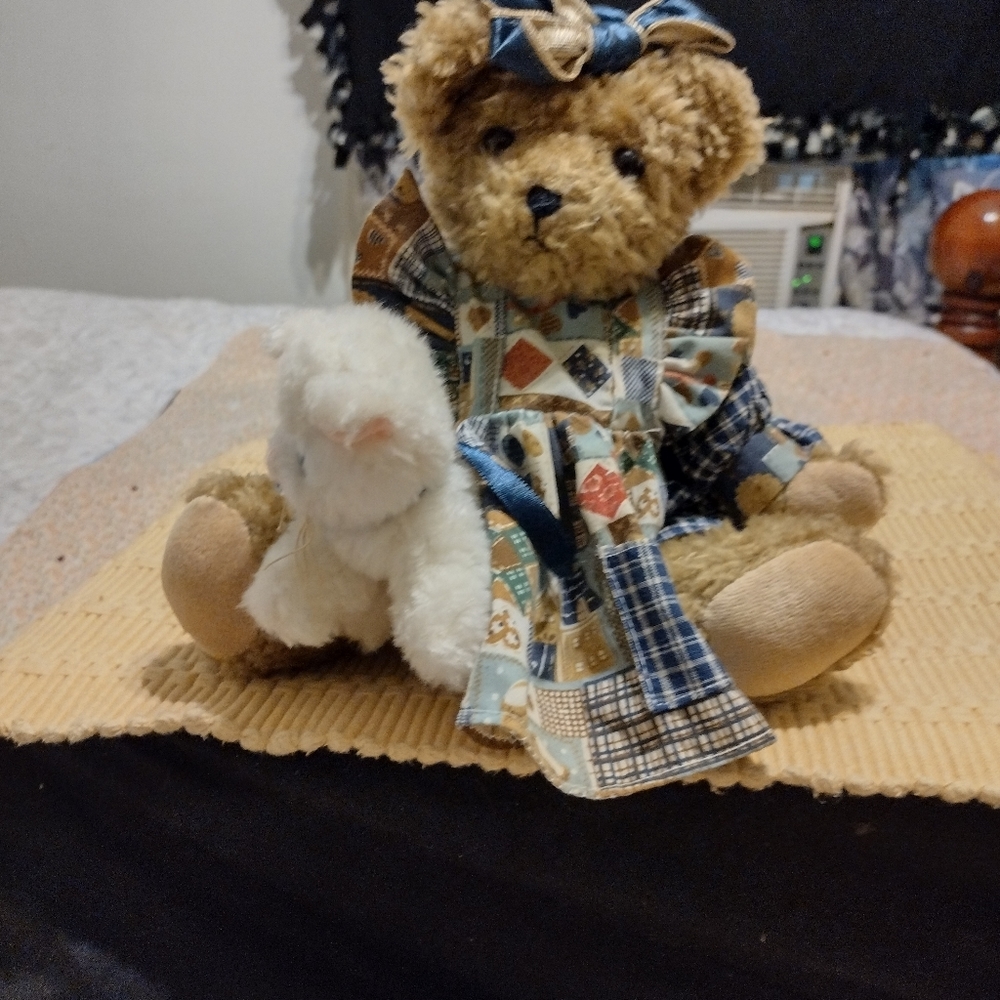 Nwt country bear